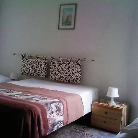 Roma Prince Inn Accommodation Bagian luar foto