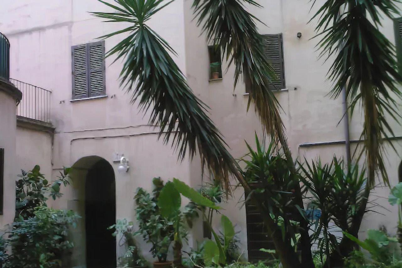Roma Prince Inn Accommodation Bagian luar foto
