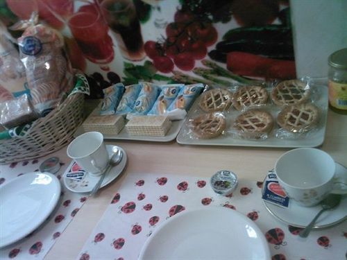 Roma Prince Inn Accommodation Bagian luar foto