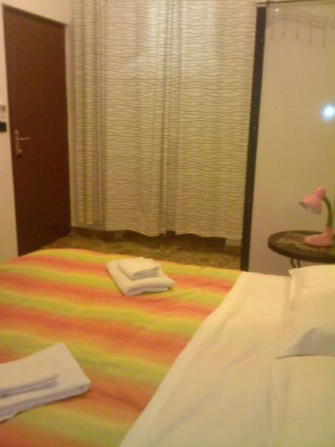 Roma Prince Inn Accommodation Bagian luar foto